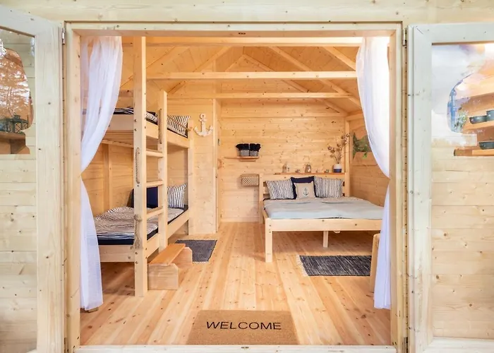 Campeggio Treehouse U Lesa Osecna