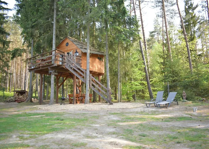 Treehouse U Lesa Campeggio Osecna